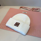 mm Knit Beanie in white