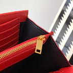 Shoulder Bag in Red
