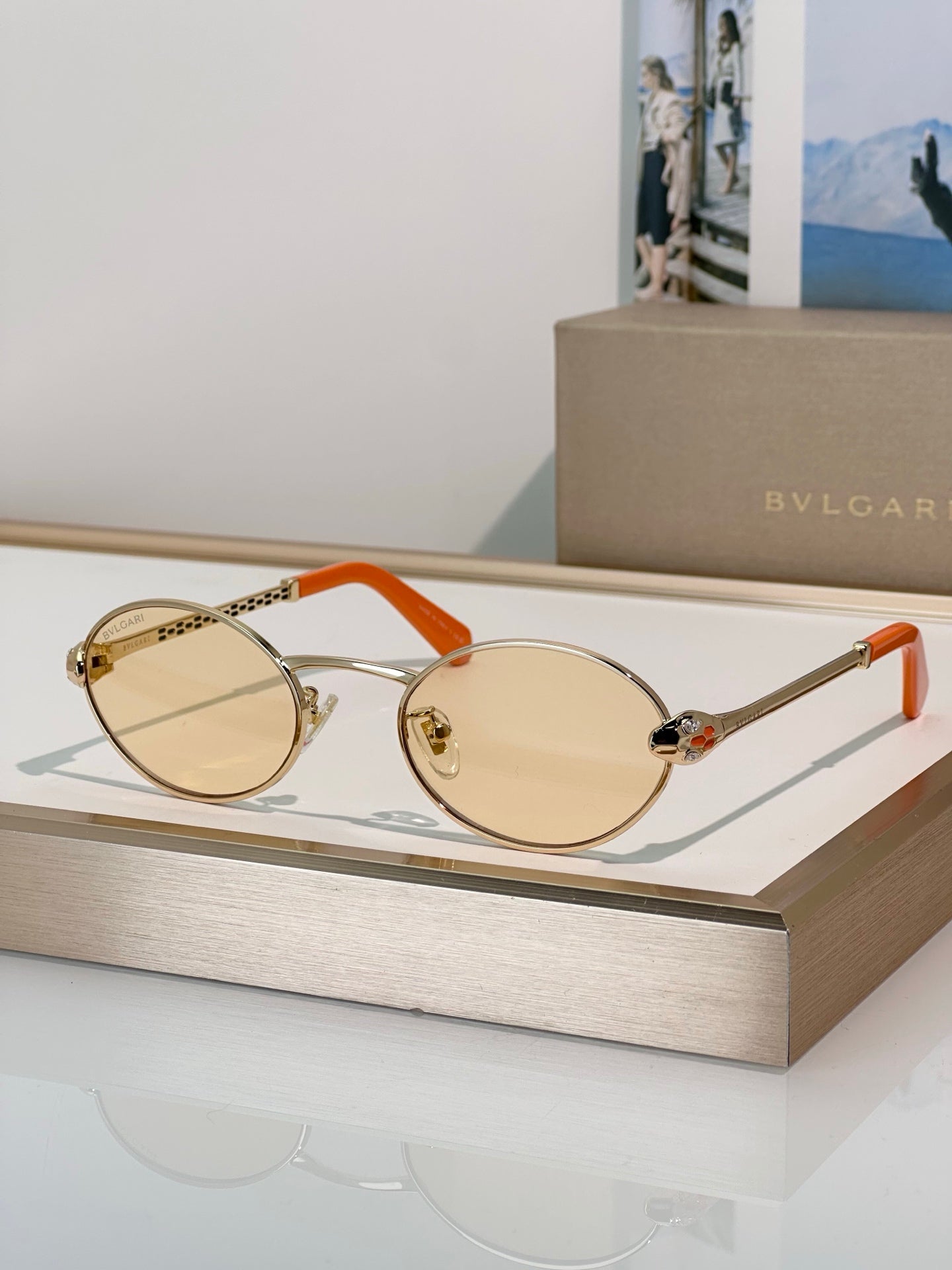 Premium Unisex Oval Sunglasses
